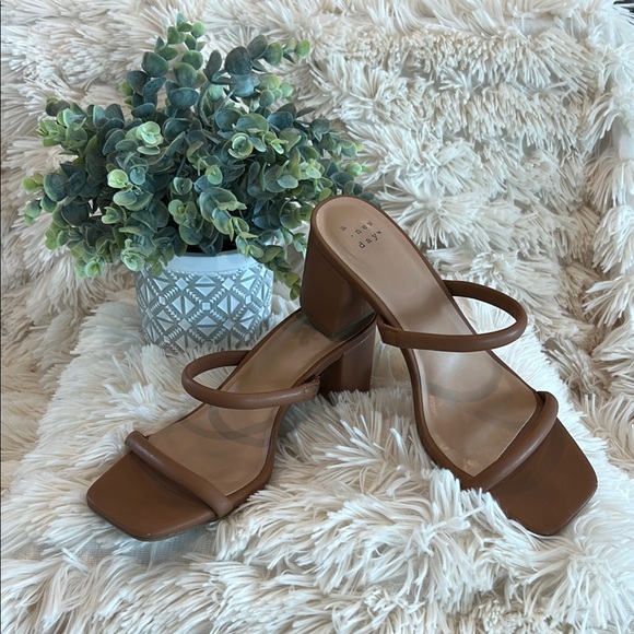 a new day Shoes - A New Day Women’s Brownish/Tanish Block Heel Sandals Size 6